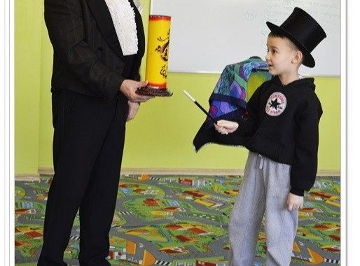 Magia jest w każdym z nas! – lekcja iluzji w przedszkolu.