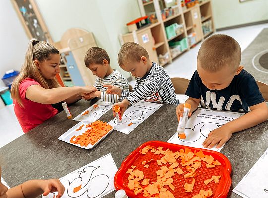 Jesienna sensoryczna ściezka